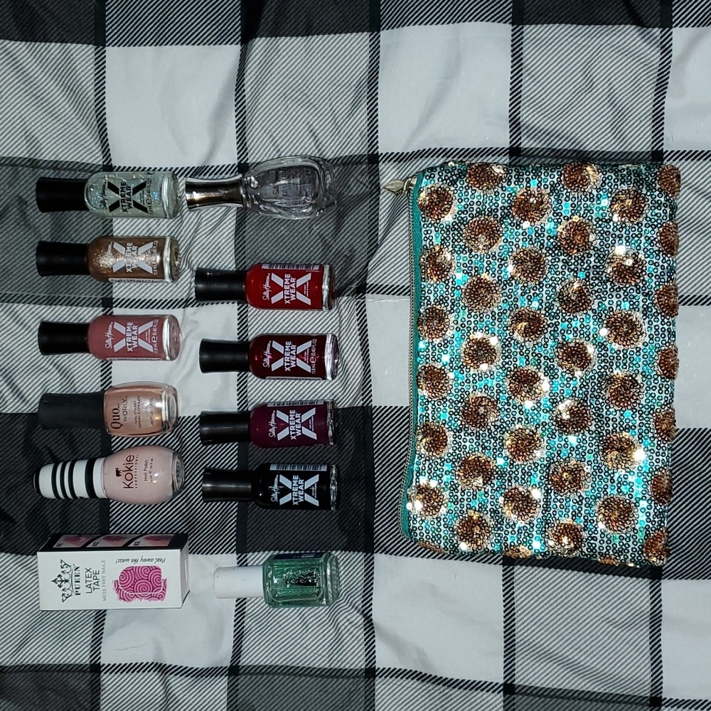 3 for $20! Tarte makeup bag and assorted nail polish